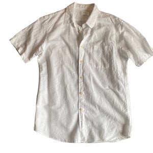 ✨Uniqlo white linen cotton blend button down shirt women’s size medium✨